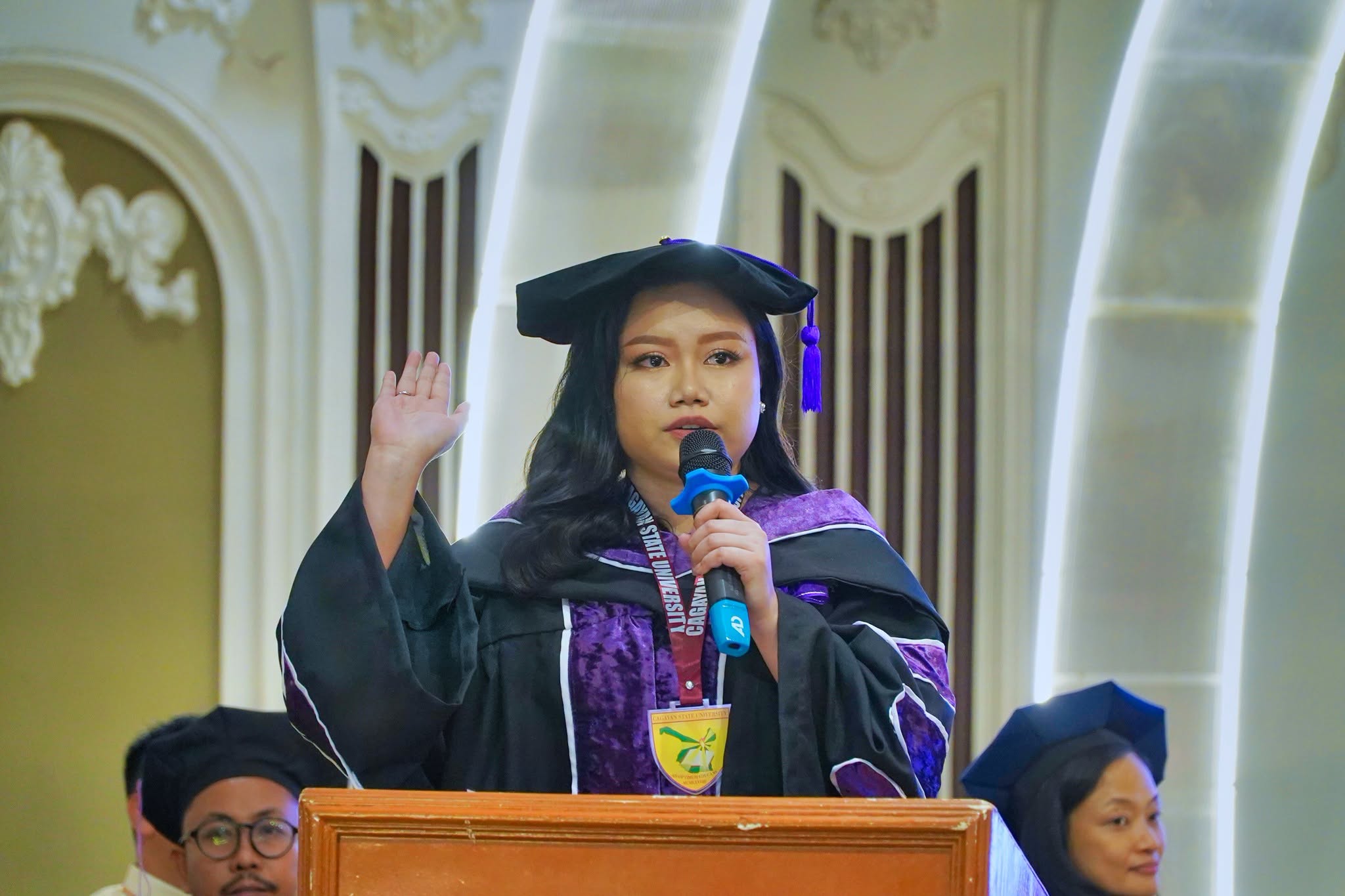 24TH-GRAD-COL-PHOTOSET photo 52